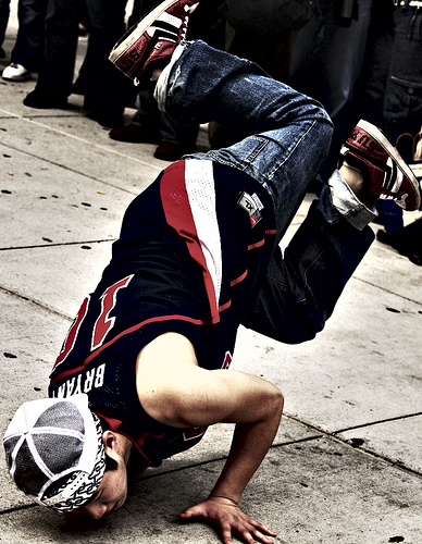 Breakdancing (via <a href="http://www.flickr.com/photos/ilektrik/2418724656/">Adam Baker</a>)